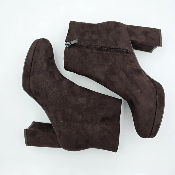 Calvin Klein Uda 2 Faux Suede Heeled Ankle Booties, Chocolate (Brown), Wmns 8.5M - Picture 15 of 16